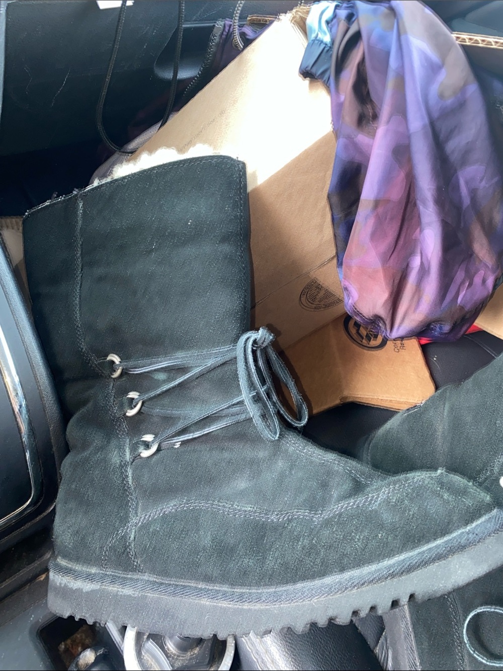 UGG CATALINA BLACK SUEDE LACE SHEEPSKIN SHEARLING LINING SZ 6
